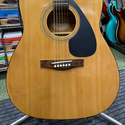 Yamaha F330 dreadnought acoustic guitar - S/H image 13