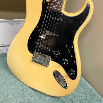 1977 Fender Stratocaster - Olympic White image 6