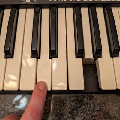 Oberheim Matrix 6 Analog Synthesizer image 7