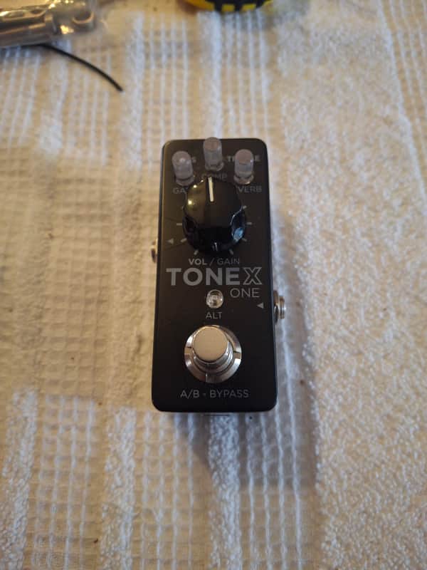 IK Multimedia ToneX One