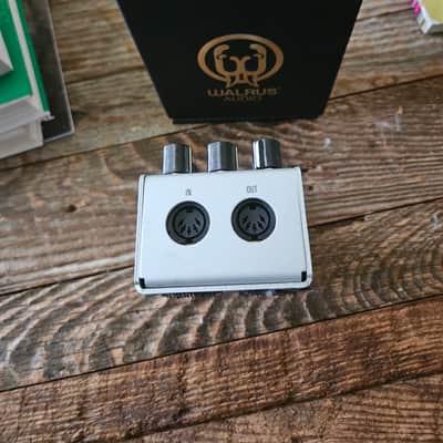 Walrus Audio Mako D1 High-Fidelity Stereo Delay V1 2020 - 2021 - Silver image 3