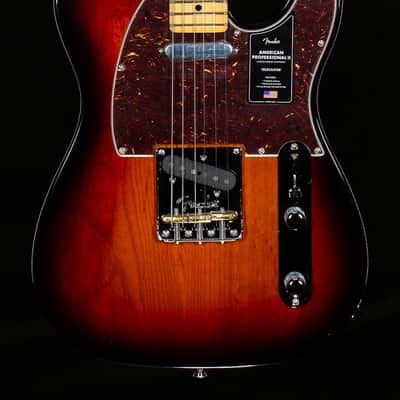 Fender American Professional II Telecaster 3-Color Sunburst Maple Fingerboard (250) image 3