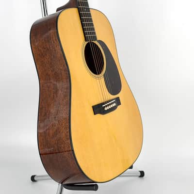 2021 Martin D-18 – Natural image 6