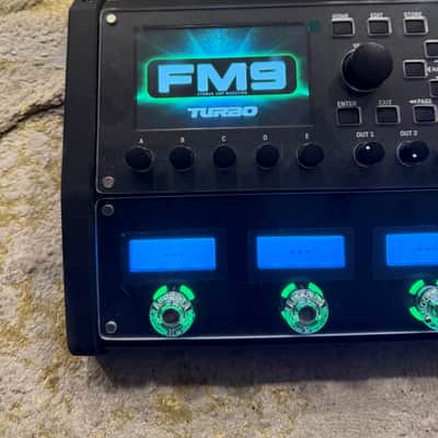Fractal Audio FM9 Mark II Amp Modeler / FX Processor 2024 - Present - Black image 2