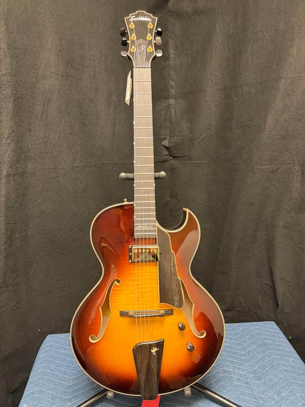 Eastman AR480CE-SB John Pisano- Present - Sunburst image 1