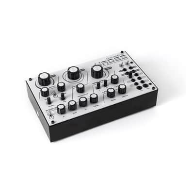 Dreadbox Hades Desktop Analogue Bass Synth image 2