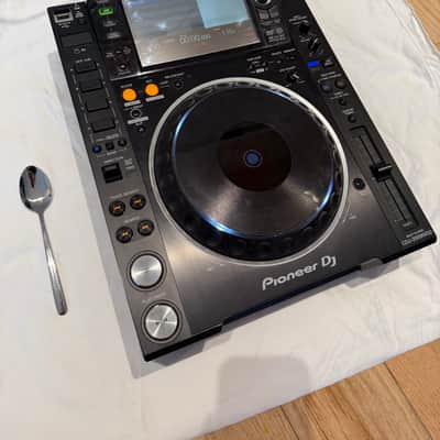 DJ機材 Pioneer CDJ-2000 nexus Pioneer DJ CDJ-2000nexus Professional DJ Media Player | Sweetwater