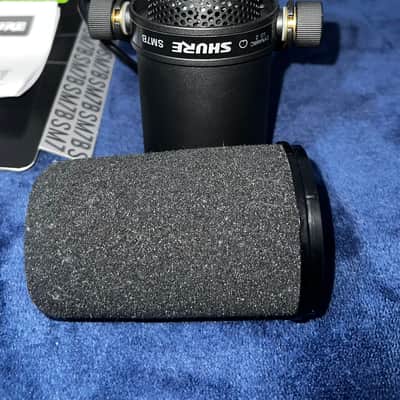 Shure SM7B Cardioid Dynamic Microphone 2001 - Present - Black image 6