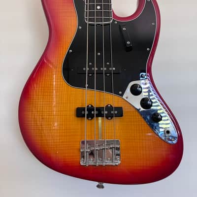 Fender Rarities Jazz Bass w case