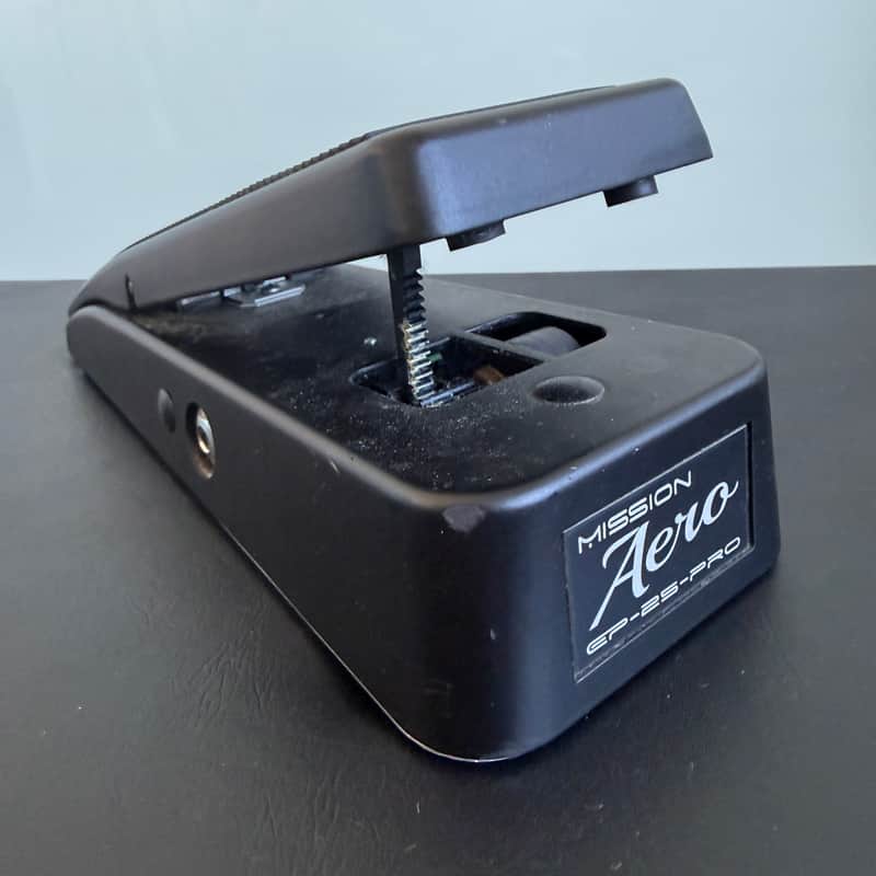 Mission Engineering EP-25 Pro Aero Expression Pedal Black image 1