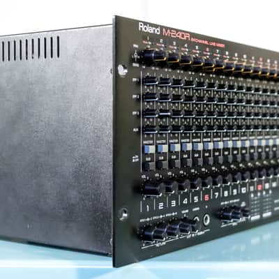 Roland M-240R 24 Channel Line Mixer image 7