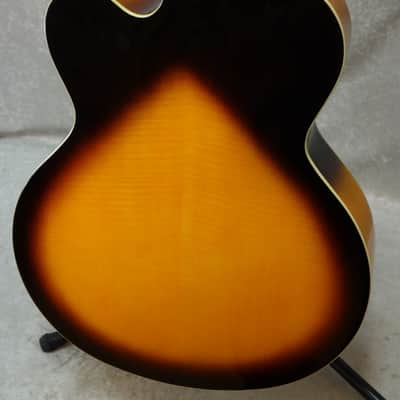 Washburn J5 J-5 hollow body electric guitar in sunburst finish image 10