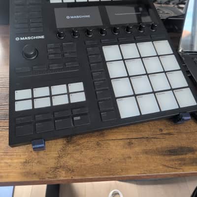 Native Instruments Maschine MKIII 2010s - Black image 1