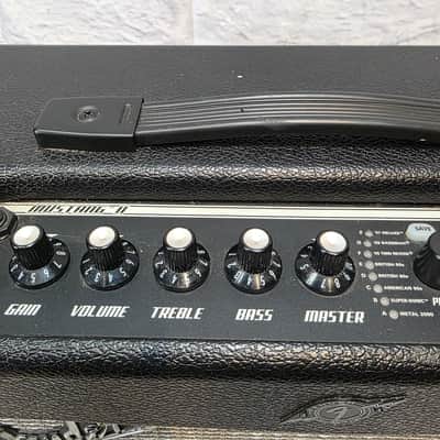 Fender  Mustang v.2 Guitar Combo Amp image 6