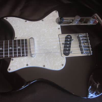 Lyon by Washburn LI38 Solid Body Electric Guitar Dark Brown w/ White Pearloid Pickguard image 2