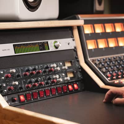 UNIVERSAL AUDIO Apollo X16 Gen 2 ESS image 3