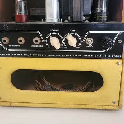 1950s Valco/Oahu yellow sunshine 1x8 amplifier image 6