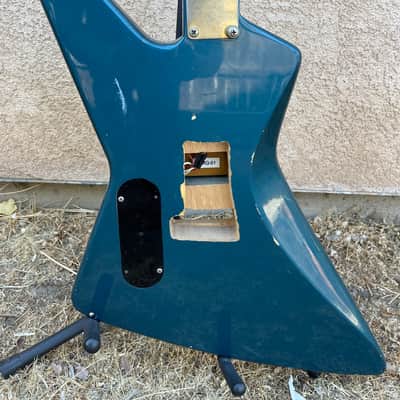 Scott Samick Explorer style - Blue image 14