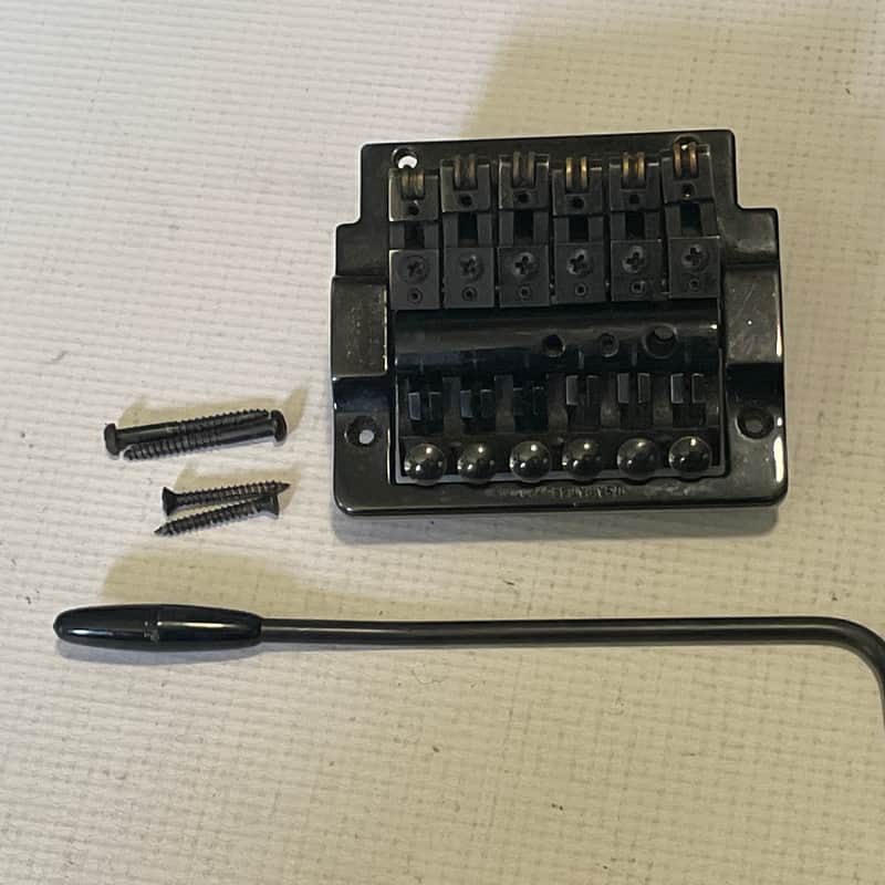 1986 Kahler 2300 Flatmount Tremolo Bridge Black