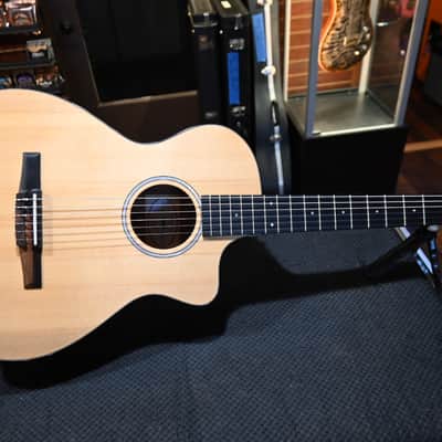 Taylor 212ce-N Plus #6526 image 2