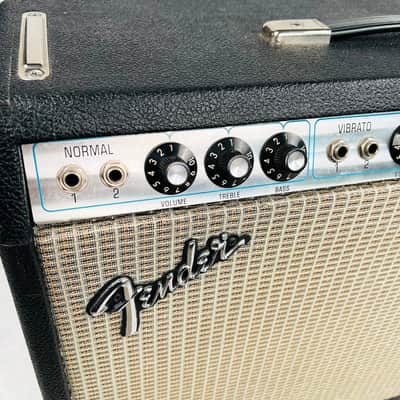 Fender Deluxe Reverb Silver Panel 1x12" Combo Amplifier 1976 - Black image 3