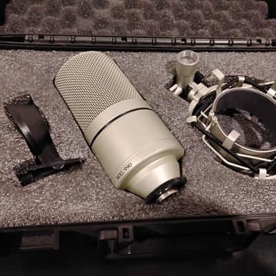 MXL 990 Condenser Microphone image 2