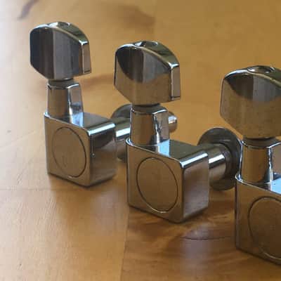 6 Fender CHROME Tuners Inline 2pin F Logo (Non Staggered) NOS American Standard image 15
