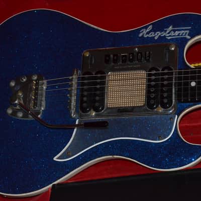Hagstrom Hagström De Luxe Batman=real vintage1960=seen in J.Jarmusch's film 'Only Lovers Left Alive' image 2