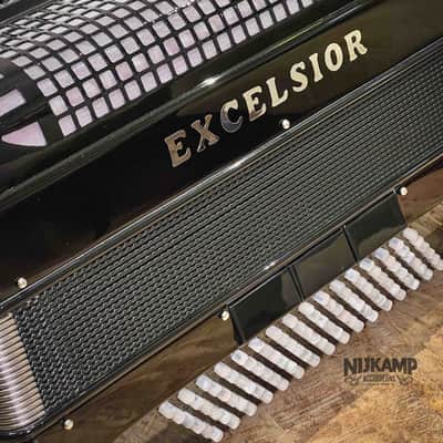 Excelsior 1304 BCS 96 Bass 4 Voice Accordion - Black image 2