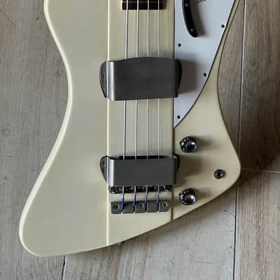Gibson Thunderbird II Bass 1964 - the mintest 100% original Polaris White Reverse Thunderbird II Bass on Earth ! image 3