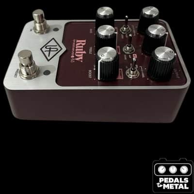 Universal Audio Ruby ’63 Top Boost Amplifier 2022 - Present - Ruby / Silver - X18709 image 5