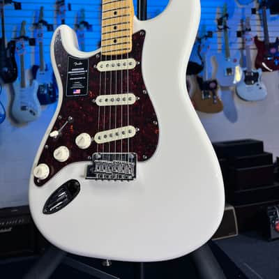 Fender American Professional II Stratocaster Left-handed - Olympic White with Maple Fingerboard! Get Plek'd Free! 602 image 5