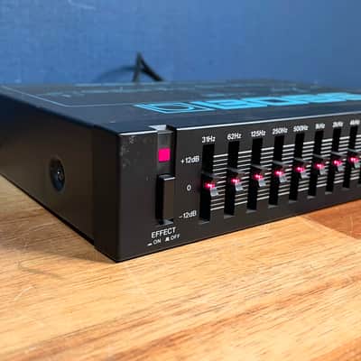 Boss RGE-10 Micro Rack Series Graphic Equalizer - Black image 2