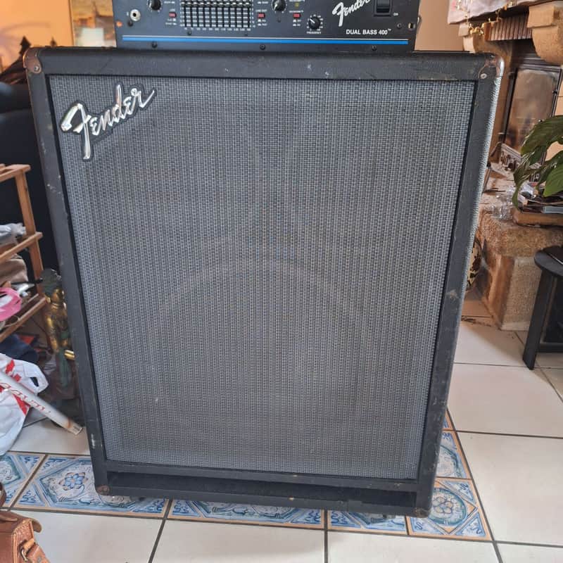 Fender BXR Spectrum 1x18" + 2x10" image 1
