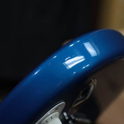 Fender '57 Vintage Stratocaster Re-issue Lake Placid Blue Electric Guitar w/Case image 16