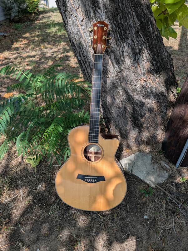 Taylor Grand Symphony 2012 - Natural Gloss image 1