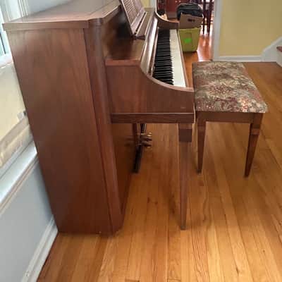 Baldwin Acrosonic-style console/upright 1969 - Walnut image 11