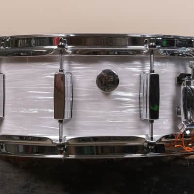 Pearl President Series 5.5x14 Phenolic White Oyster Snare Drum image 3