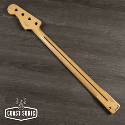 Mint Fender Classic Series 70's Precision Bass Neck Maple w/ Block Inlays image 4