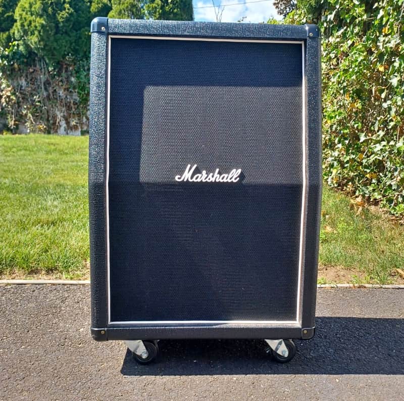 Marshall MX212AR 160-Watt 2x12" Vertical Angled Guitar Speaker Cabinet 2012 - Present - Black image 1