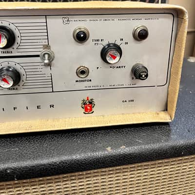 Gibson GA 200 Rhythm King Crestline Amplifier Head 1962 1963 image 2