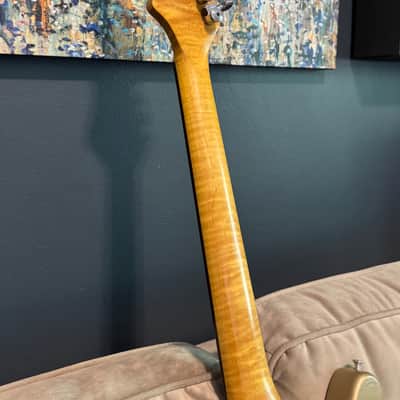 Harmony Silhouette with Rosewood Fretbaord (Sperzel upgraded tuners) image 7