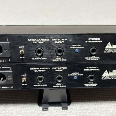 dbx 160XT Pair Compressor / Limiter Serviced image 6
