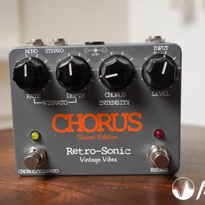 Retro-Sonic Chorus Stereo Edition Vintage Vibes Effects Pedal image 3