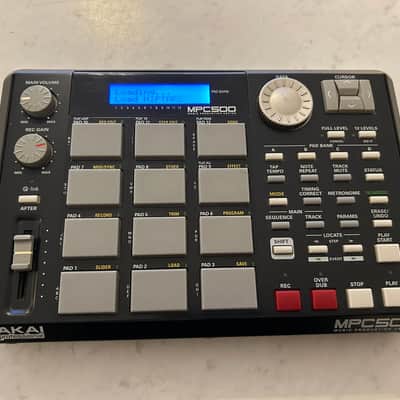 Akai MPC500 Music Production Center 2006 - 2013 - Black