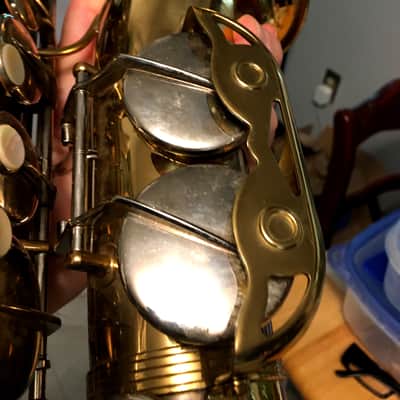 SUMMER DEAL PRO VERSION "MADE EXPRESSLY" FOR F. E. OLDS EARLY L.A PARISIAN ALTO SAXOPHONE (NOT "AMBASSADOR" CHEAP LATER ONE) ORIGINAL LACQUER NEWER PADS BRILHART MPC , NICE CASE, EXTRAS made france image 13