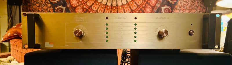 Fostex Laboratory Series Model 300 Stereo Power Amplifier 1980s image 1