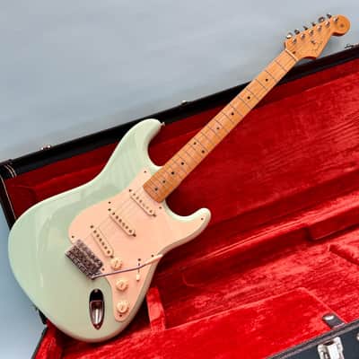 2010 Fender Classic '50s Stratocaster Surf Green w/Fender Black Tolex Hardcase image 3