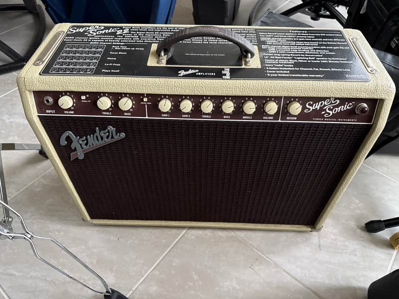 Fender Super-Sonic 22 2-Channel 22-Watt 1x12" Guitar Combo 2010 - Present - Blonde image 1