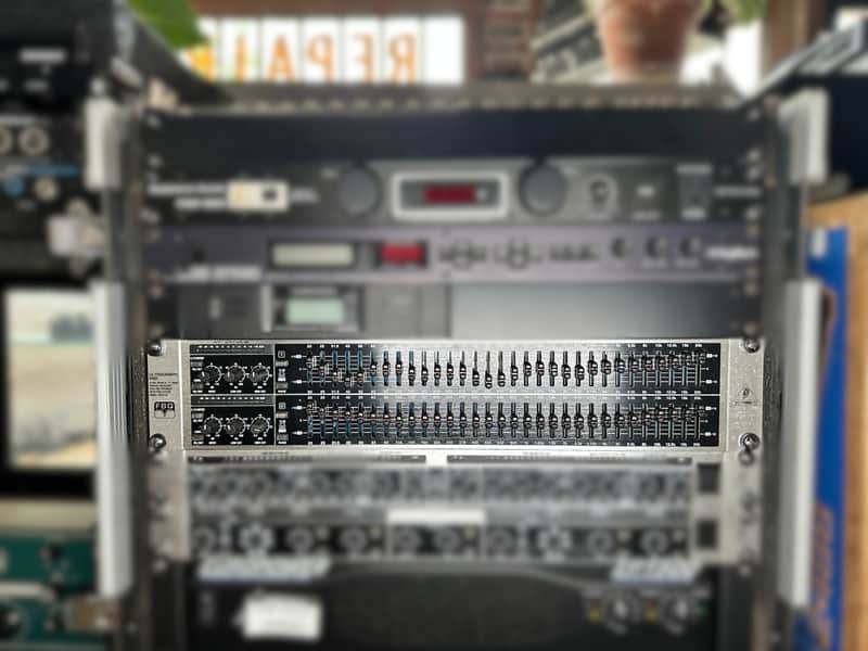 Behrigner Ultragraph Pro FBQ3102 31-Band Stereo Graphic EQ image 1